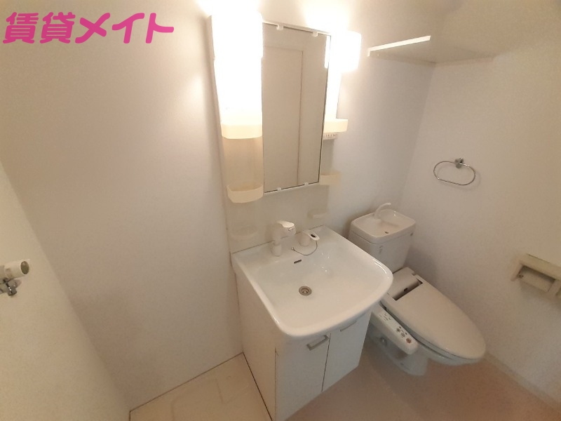 洗面設備　同タイプの画像です