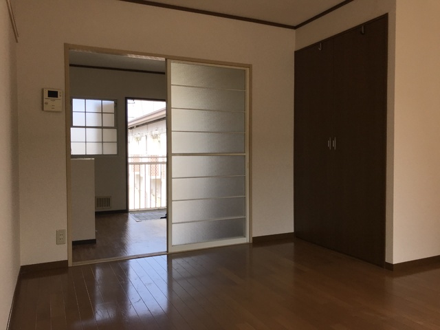 セキュリティ　洋室にＴＶモニターホンあります