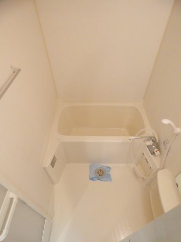 バス・シャワールーム　※別部屋の参考写真です。