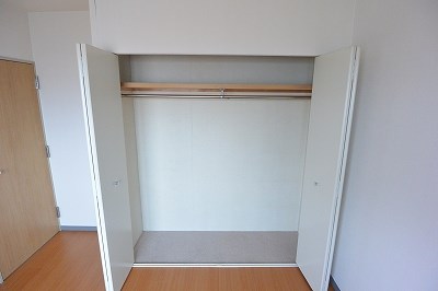 収納　洋室4.5帖クローゼット