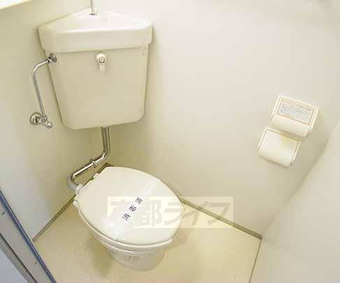 トイレ　・お部屋探しは京都ライフまで・