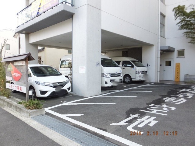 駐車場　駐車場（別途契約・空き要確認）