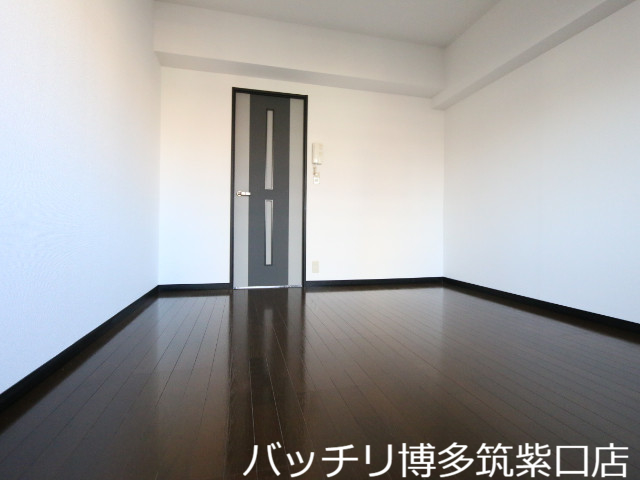 居室・リビング　写真は別号室イメージの為、現状を優先致します