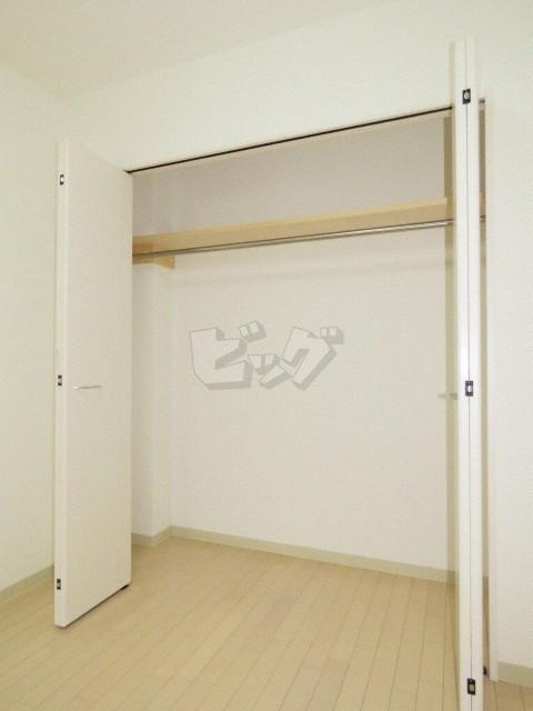 収納　壁一面のクローゼット！