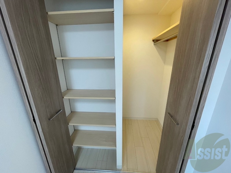収納　収納もバッチリあるのでお部屋が片付きますよ！