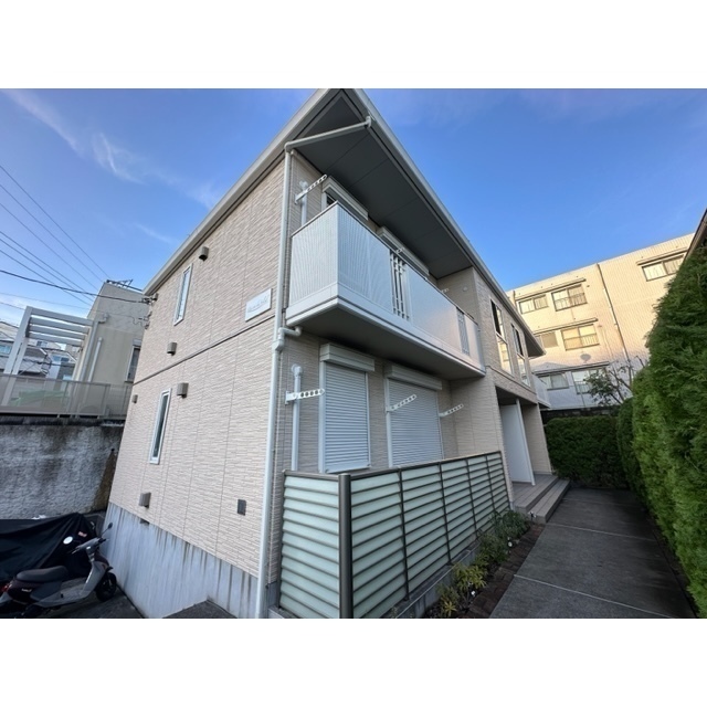 建物外観　２０１３年築！積水ハウス施工！