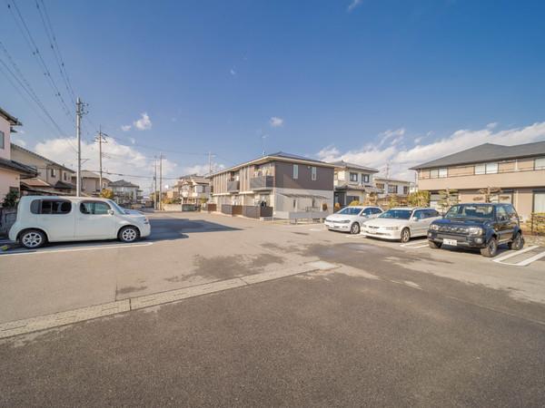 駐車場　嬉しい♪駐車場１台無料