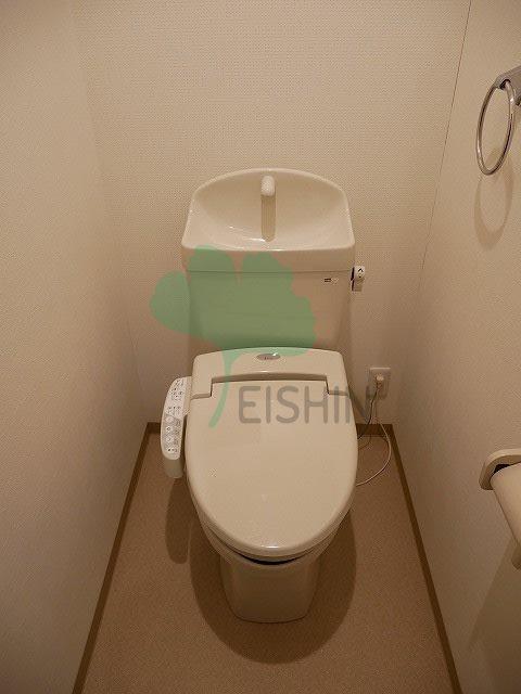 トイレ　清潔感のあるトイレです。