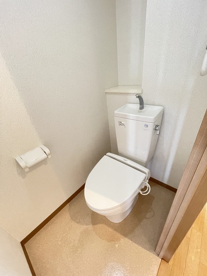 トイレ　※別部屋の写真です