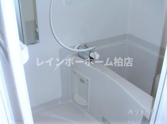 バス・シャワールーム　日々の疲れを癒すお風呂付です