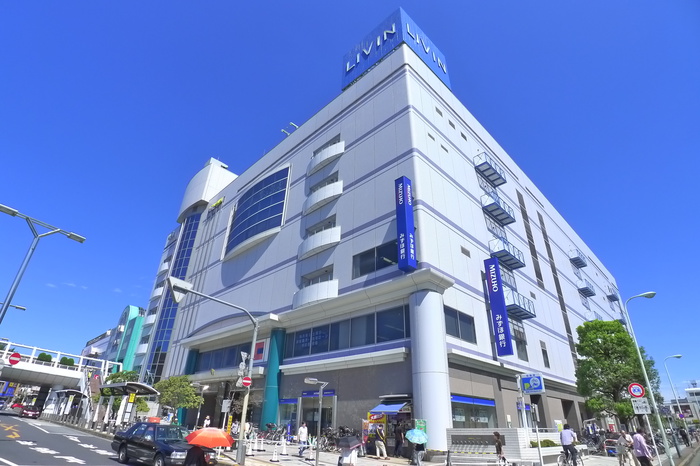 ショッピングセンター　駅前「ASTA」（ショッピングセンター）まで800m