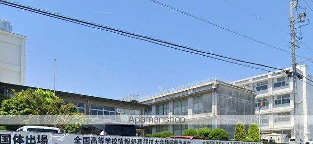 高校・高専　静岡県立磐田西高校（高校・高専）まで1104m