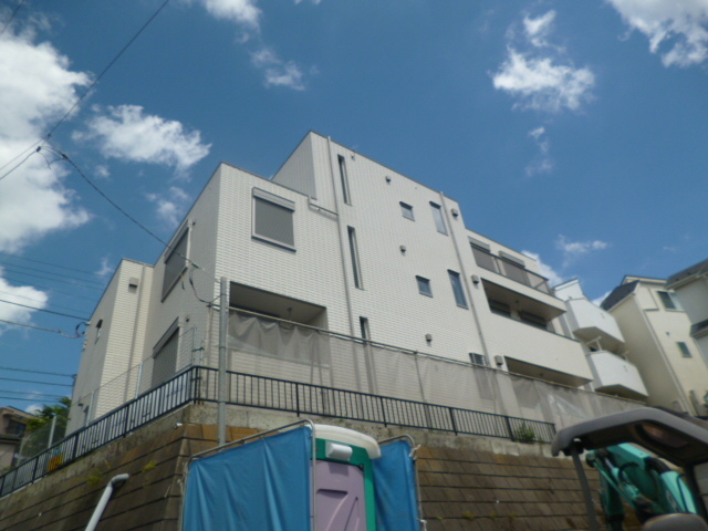 その他　高台立地のため日当たり良好