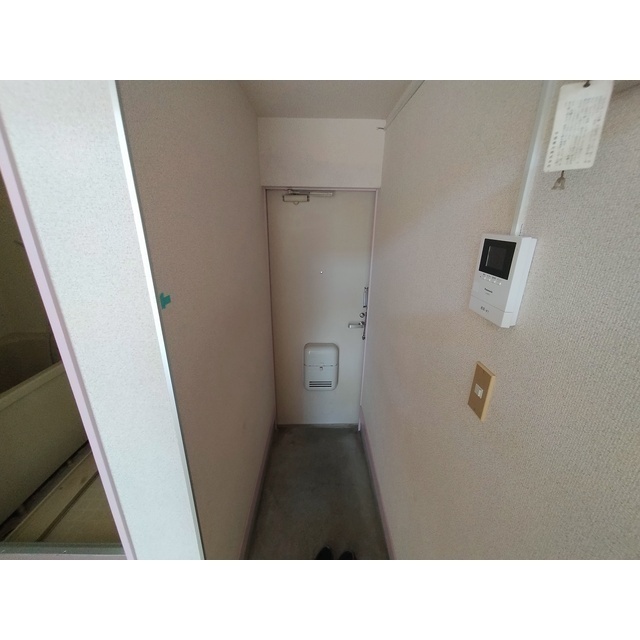 フラワーハイツの玄関写真