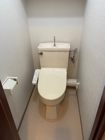 トイレ　別部屋参考写真