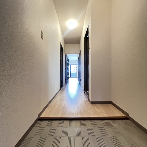 玄関　同仕様タイプです