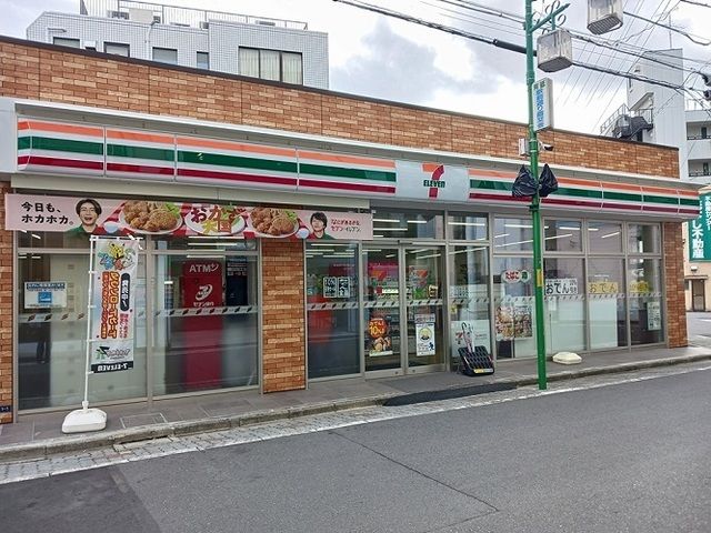 コンビニ　セブンイレブン（コンビニ）まで140m
