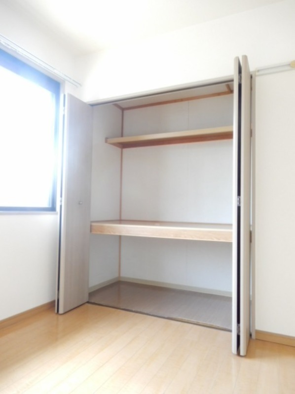 収納　図面と現状に相違がある場合には現状を優先