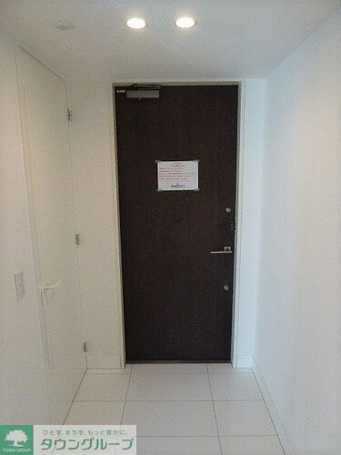 玄関　同じタイプの別部屋写真