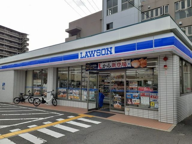 コンビニ　ローソン様（コンビニ）まで350m