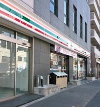 コンビニ　セブン－イレブン文京本駒込４丁目店（コンビニ）まで189m