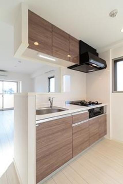 キッチン　※写真は同タイプ住戸です。