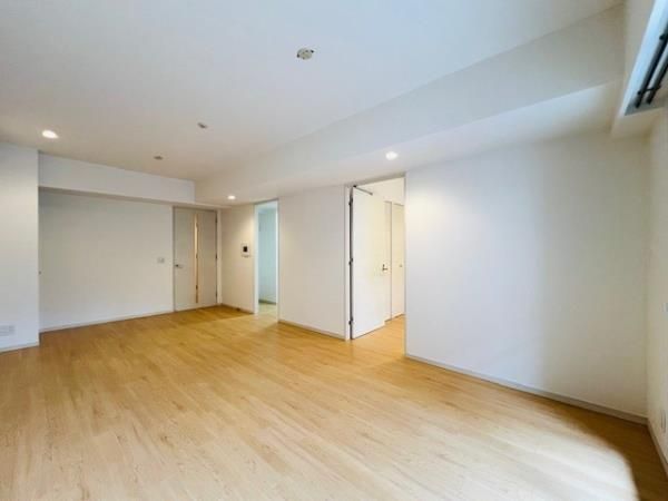 居室・リビング　別タイプ部屋　参考写真です