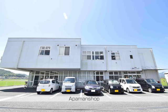 病院　友安クリニック（病院）まで413m