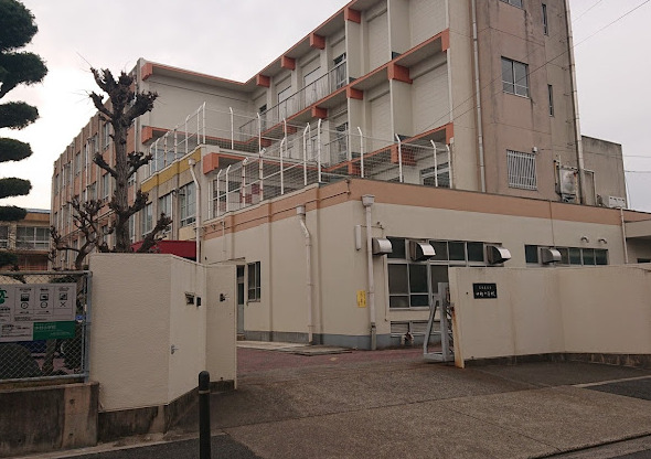 小学校　名古屋市立中村小学校（小学校）まで277m