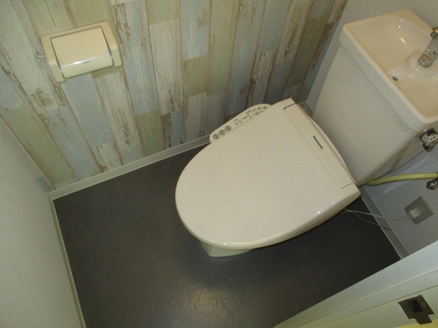 トイレ　ウォシュレット付きのトイレです