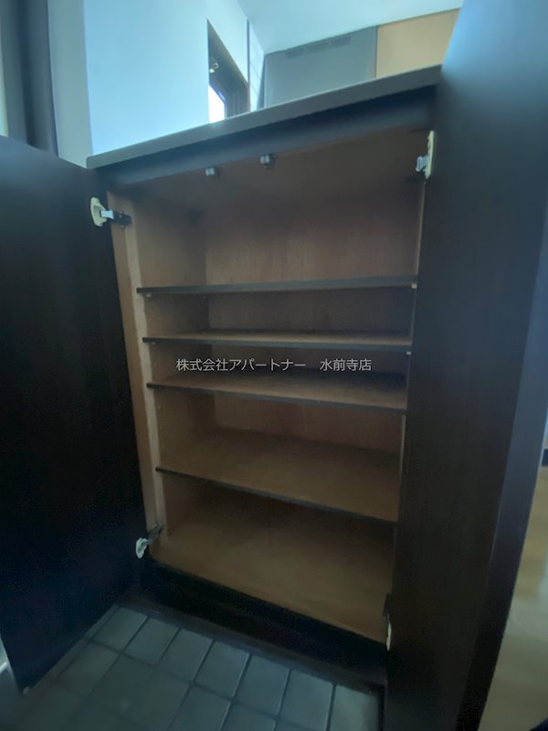 収納　靴も収納でき、整理整頓しやすいほし