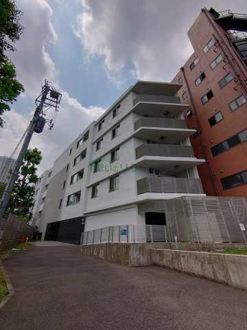 建物外観　アーバス新宿余丁町