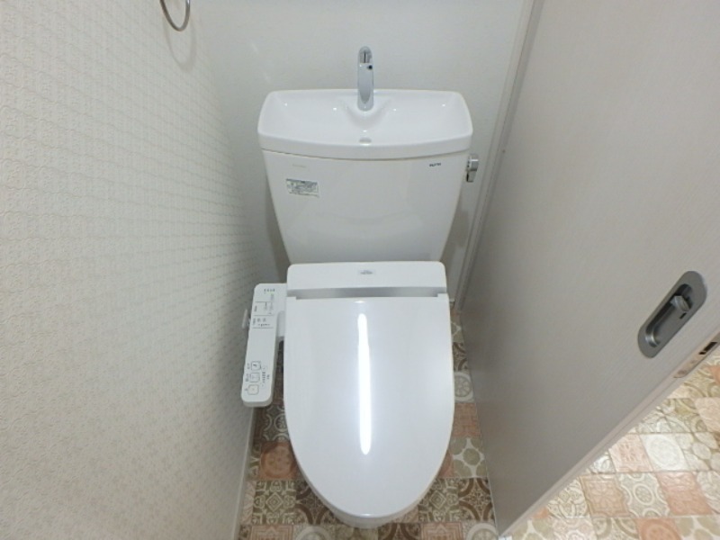 トイレ　図面と現状に相違がある場合には現状を優先