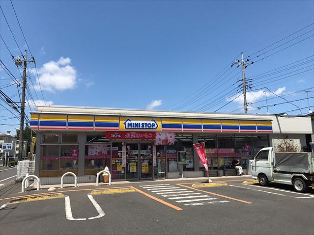 コンビニ　ミニストップ（コンビニ）まで1004m