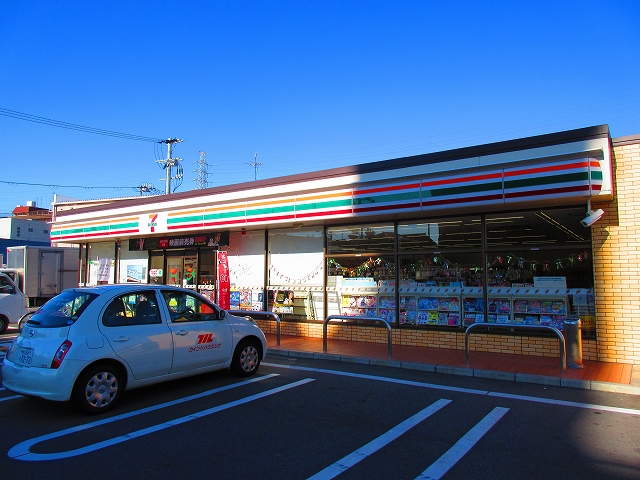 コンビニ　セブンイレブン 大阪北島2丁目店（コンビニ）まで243m