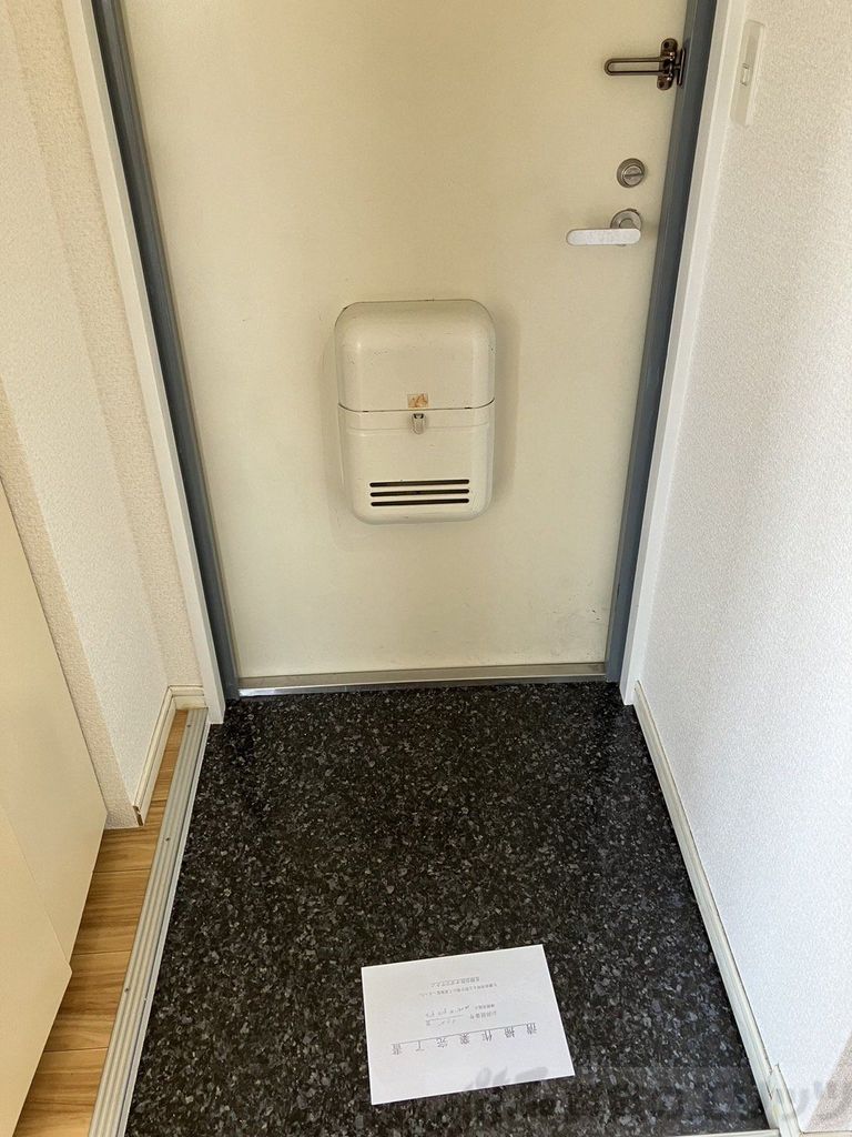 玄関　玄関
