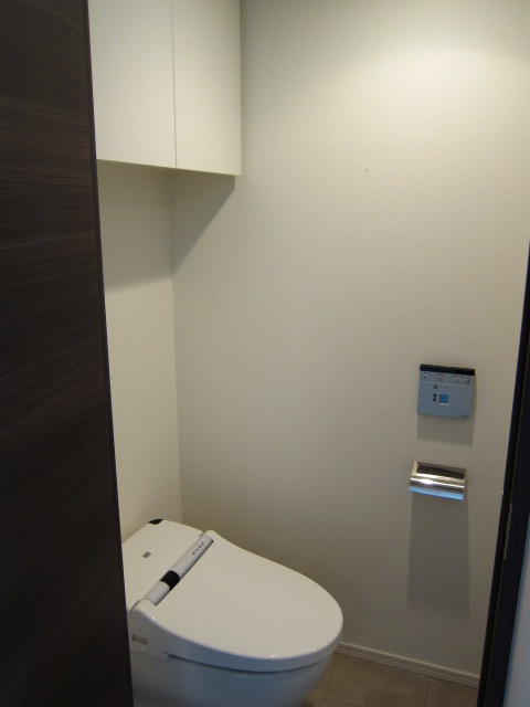 トイレ　※別部屋の参考写真です。