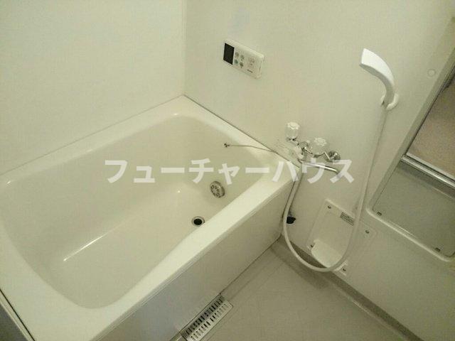 バス・シャワールーム　お風呂です