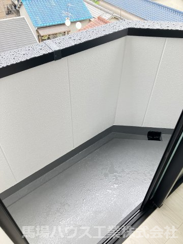 バルコニー　落ち着いた時間を過ごせるバルコニーです