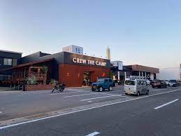 飲食店　CREW　THE　CAMP（飲食店）まで44m
