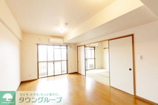 居室・リビング　※写真は同タイプ住戸です。