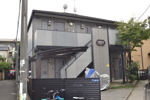 建物外観　近所にスーパー有ります。閑静な住宅街