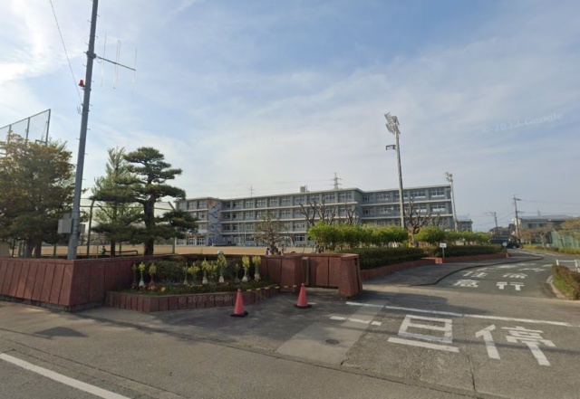小学校　浜松市立和田東小学校（小学校）まで300m