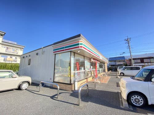 コンビニ　セブンイレブン 春日井篠木町1丁目店（コンビニ）まで528m