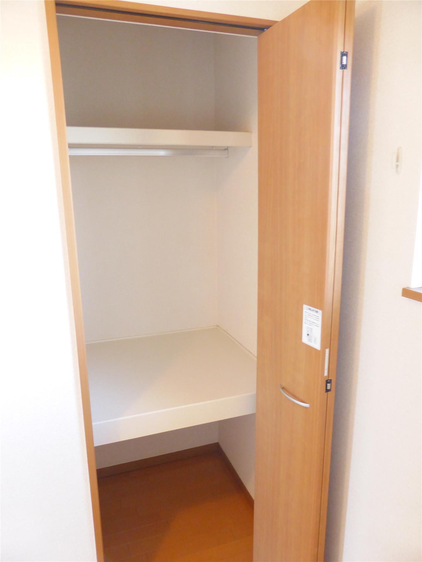 収納　実際のお部屋は反転となります。