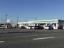 コンビニ　ファミリーマート花巻桜町店（コンビニ）まで437m