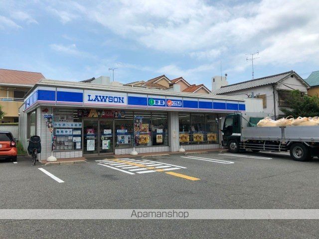コンビニ　ローソン（コンビニ）まで606m