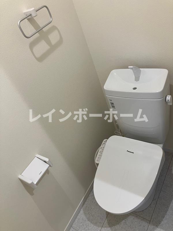 トイレ　落ち着いたトイレです