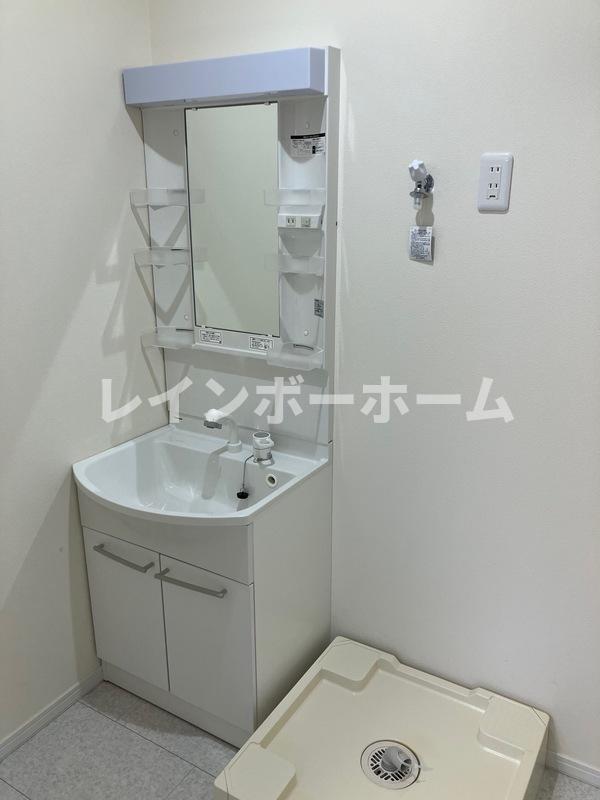洗面設備　使いやすい洗面所です