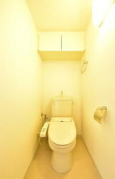 トイレ　※反転タイプの写真を使用しています。
